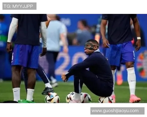 足球明星训练毅力的精彩瞬间集锦与背后故事分享 足球明星训练毅力的精彩瞬间集锦与背后故事分享