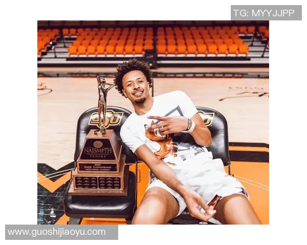 凯德坎宁安:年轻篮球天才的崛起与未来发展潜力分析 凯德坎宁安:年轻篮球天才的崛起与未来发展潜力分析