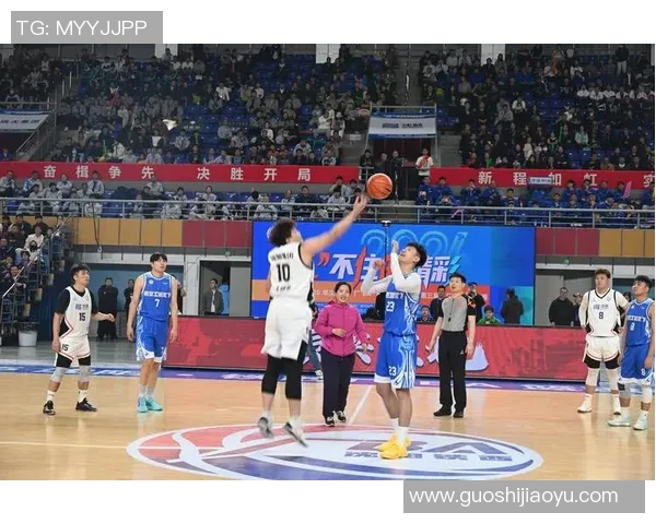 明星篮球主持的魅力与挑战揭秘探索他们如何点燃赛场激情